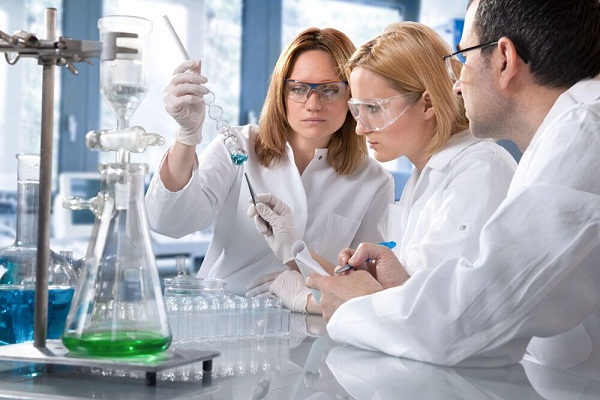 全球基因组学和蛋白组学分析仪器市场预测